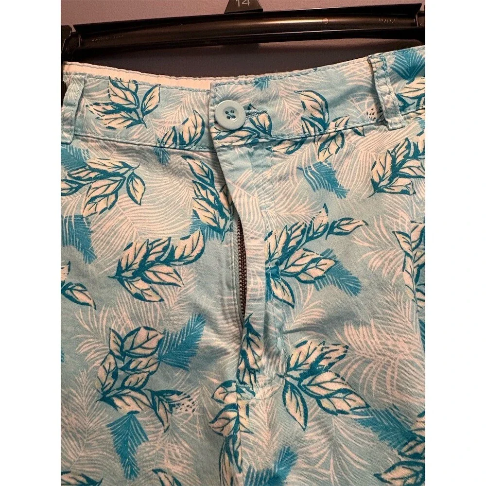 Caribbean Joe Shorts Womens Size 12 Blue White Tropical Floral - Picture 4 of 9